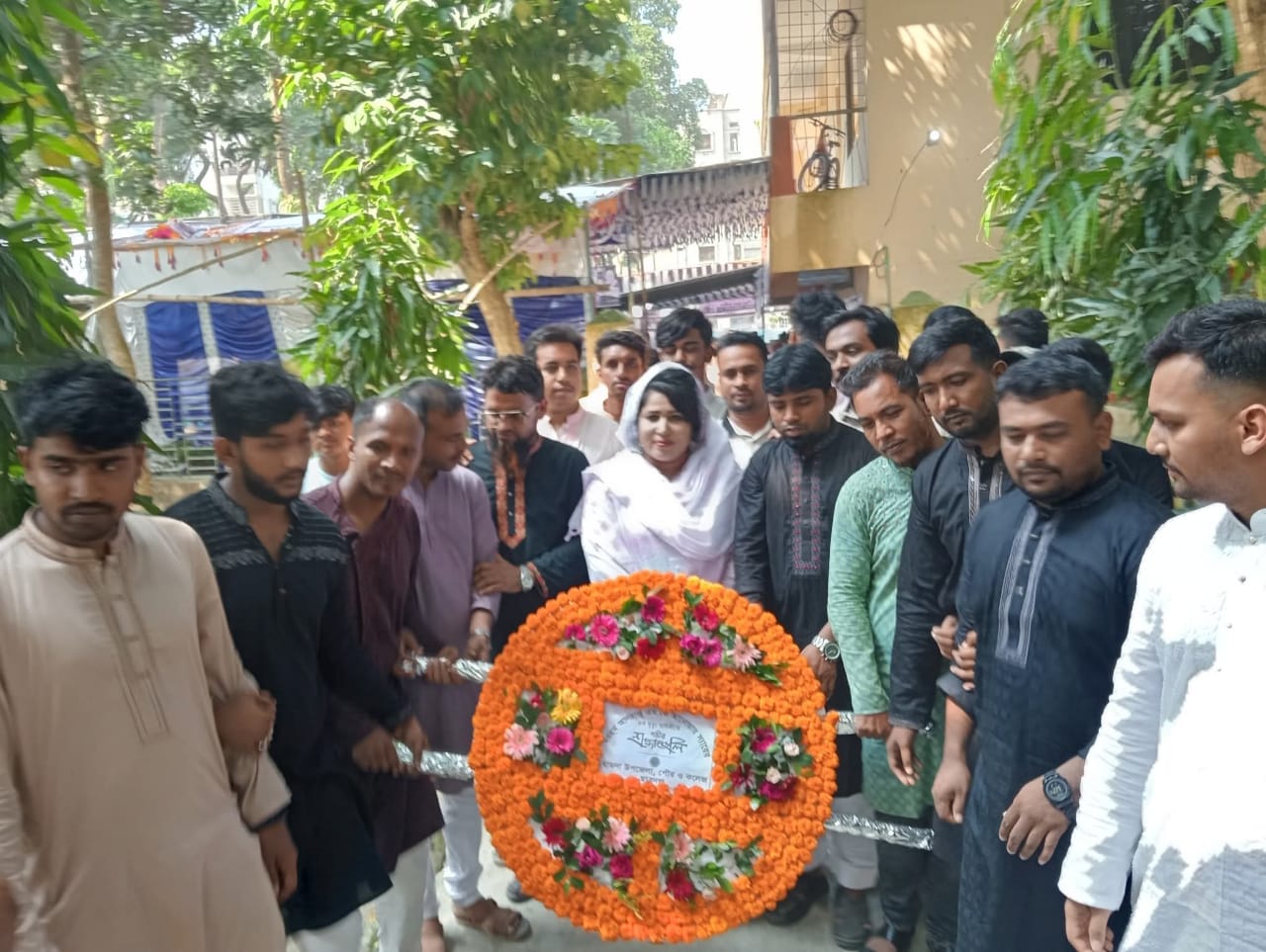 মাকসুদা রিমার উদ্যোগে হোমনা-তিতাসে কিংবদন্তী জননেতা এম কে আনোয়ারের মৃত্যুবার্ষিকীতে গভীর শ্রদ্ধাঞ্জলি।