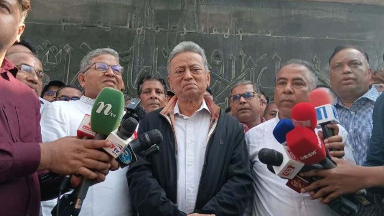 গণতন্ত্র পুনরুদ্ধারে নির্বাচনে দৃঢ় অঙ্গীকার—‘জনগণের মৌলিক অধিকারই বিএনপির লক্ষ্য’