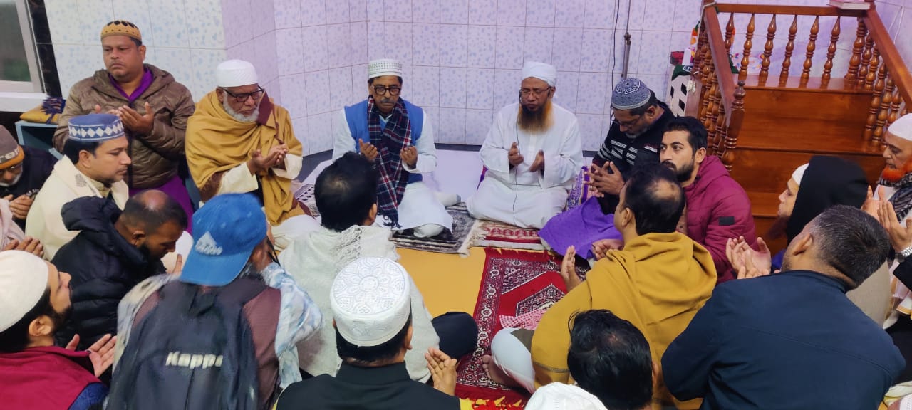 খালেদা জিয়ার মাগফিরাত কামনায় কুমিল্লায় হাজী ইয়াসিনের উদ্যোগে দোয়া ও মাহফিল