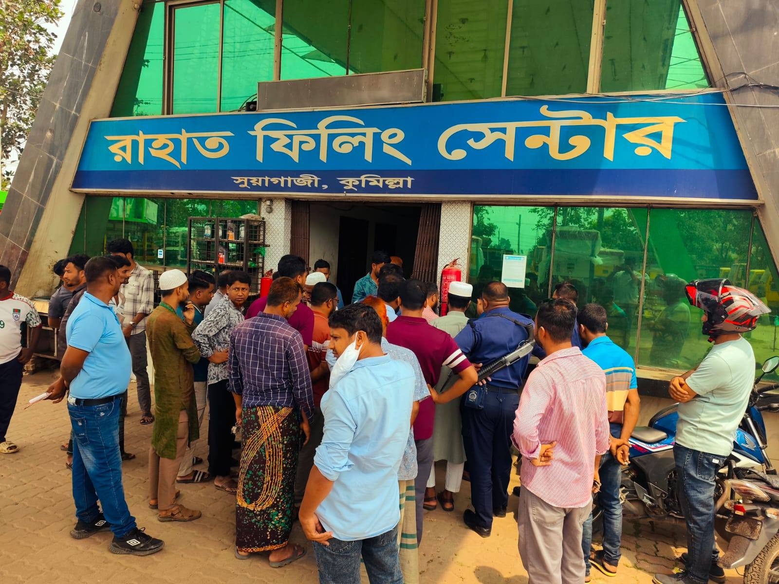 অকটেন নিয়ে গুজব না বাস্তব? অভিযোগে সুয়াগাজী পাম্পে ভ্রাম্যমাণ আদালতের অভিযান