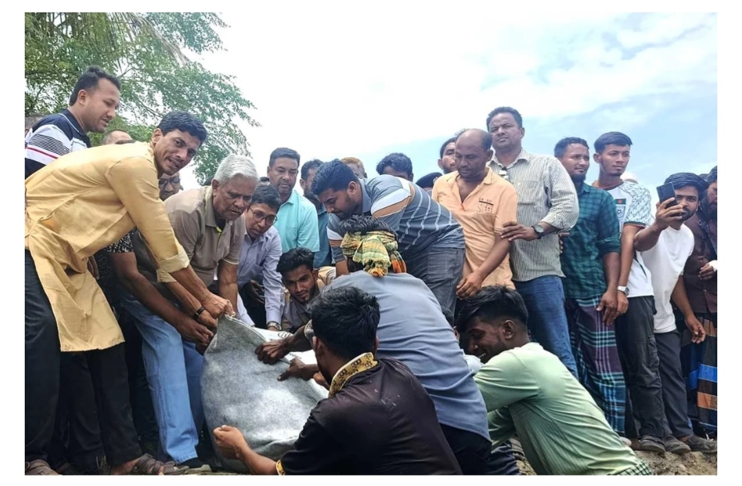 সুবর্ণচরে নদীভাঙন রোধে প্রতিরক্ষামূলক কাজের উদ্বোধন করলেন এমপি শাহজাহান